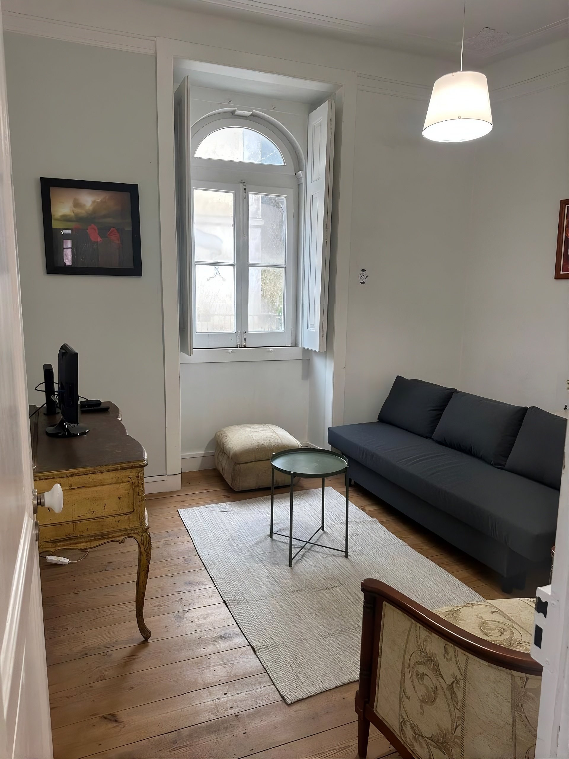Sala (com sofá cama)