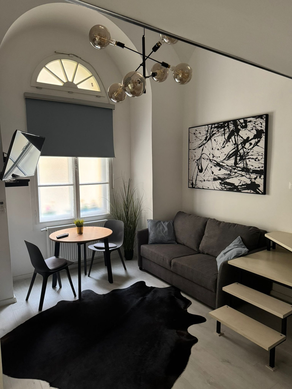 Stylish Studio for Rent in the Heart of Budapest preview