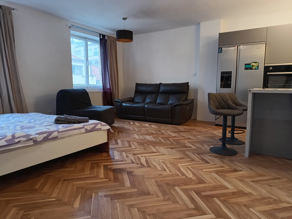 Apartment in the Middle of Old Town preview