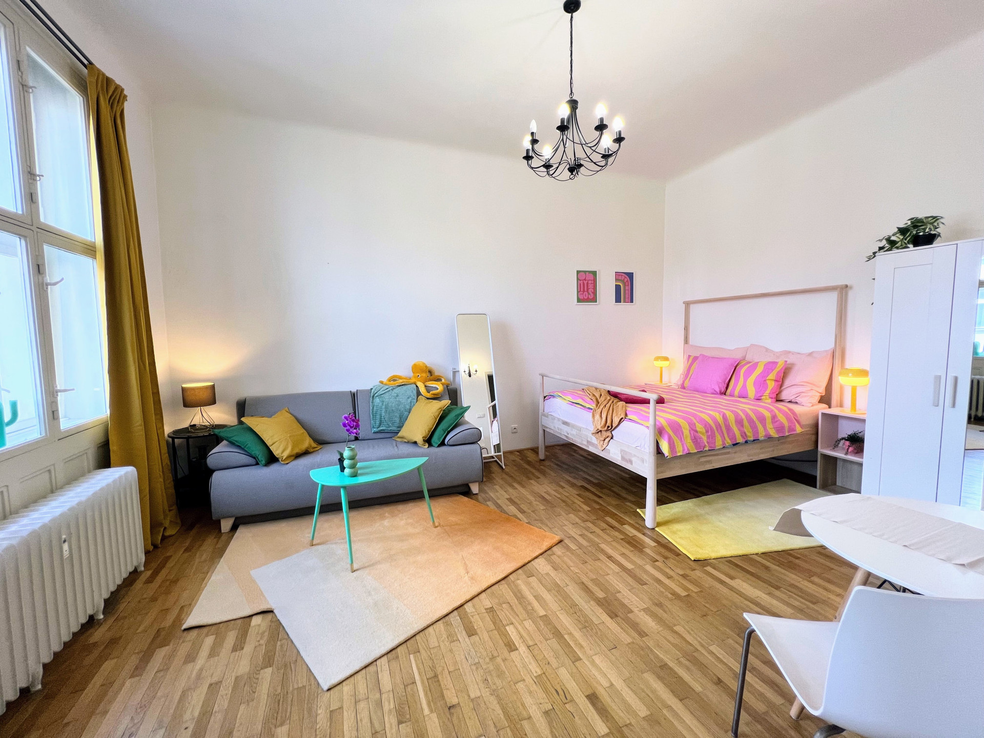 Colorful studio full room view