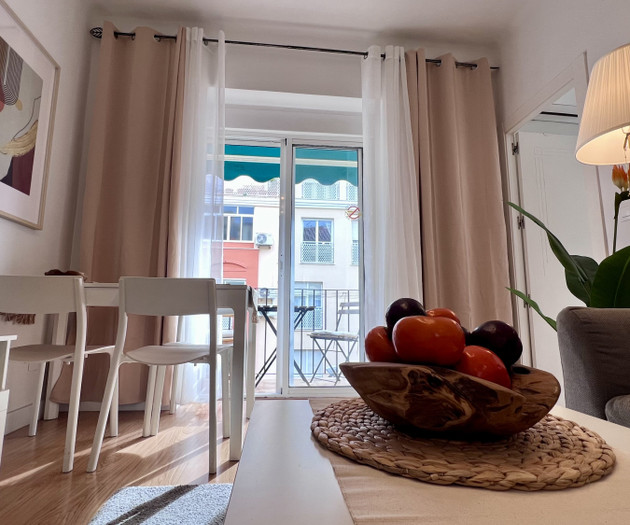 Peachy Stays 4-Bedroom Brand New Central Flat
