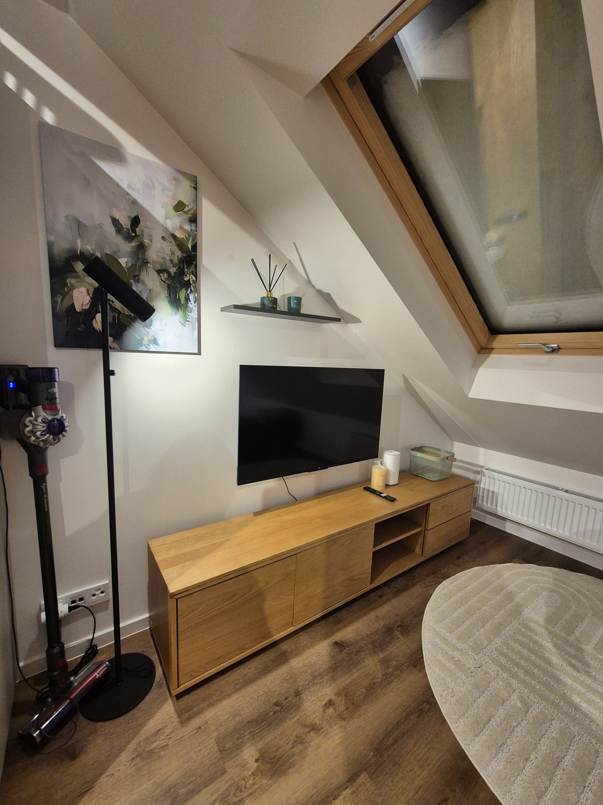 TV area with large skylight
