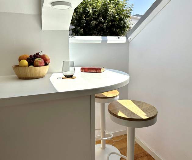 Skylight nook with fruit bowl