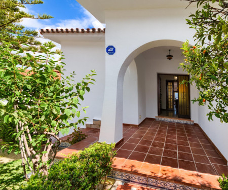 Andalusian House with private pool up to 12 people