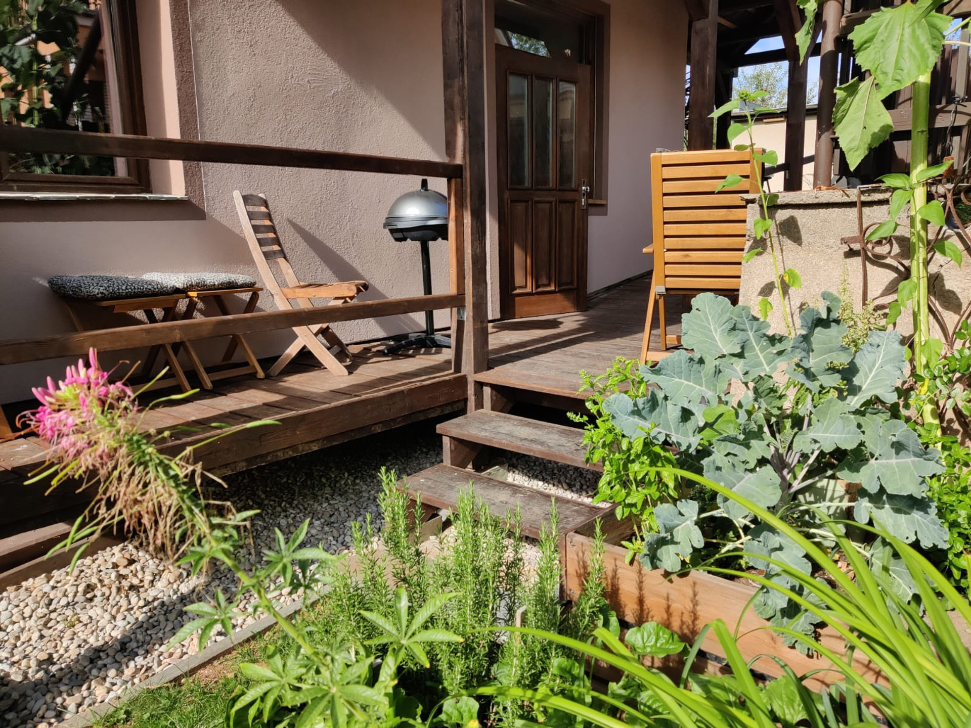 Garden terrace
