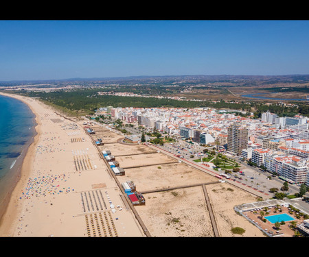 1BDR Apartment W/Beach View by LovelyStay