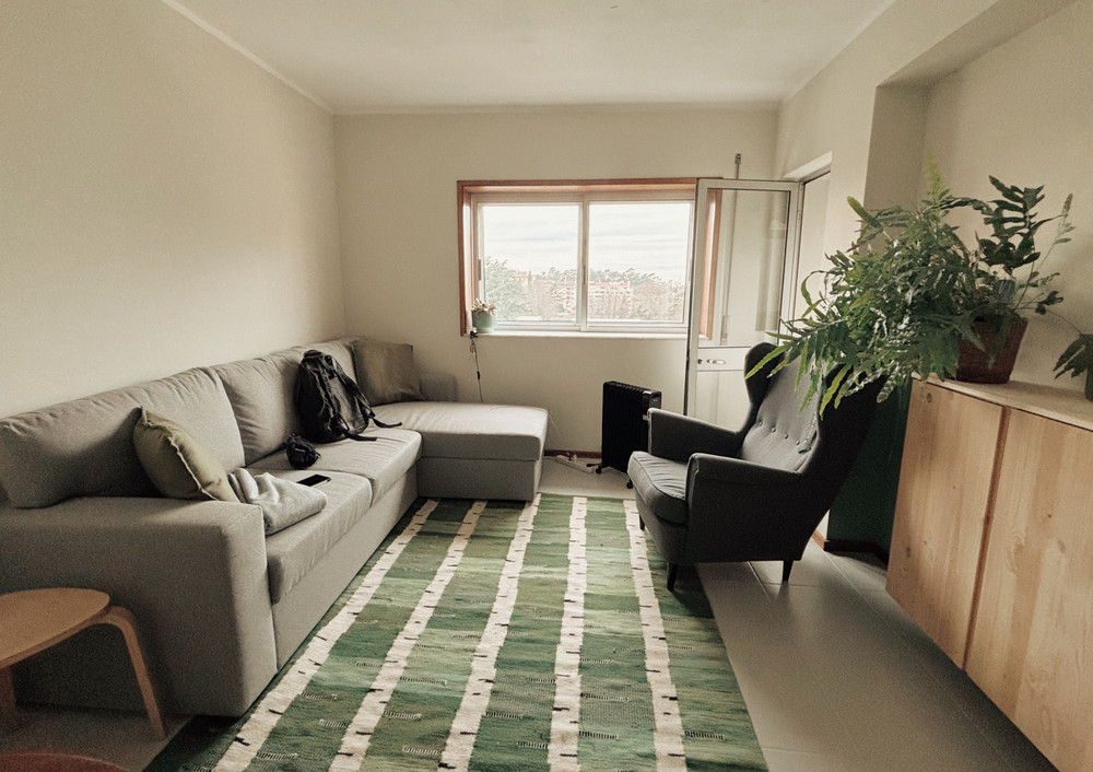 Green and Fully Furnished Room in Prime Locati preview