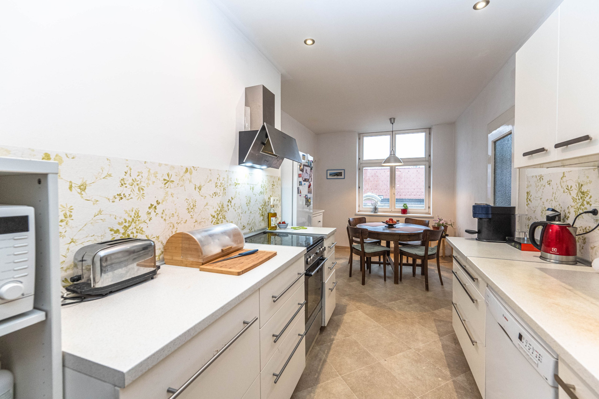 Shared Kitchen with dining area