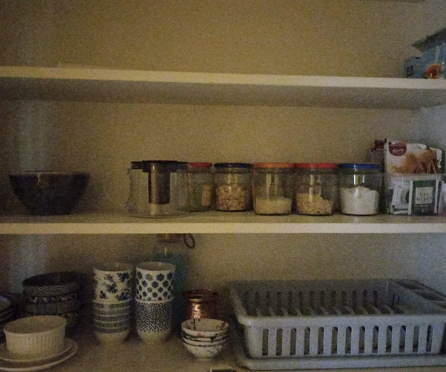 2-bed flat 3-min  from PTE Med School, move-in now