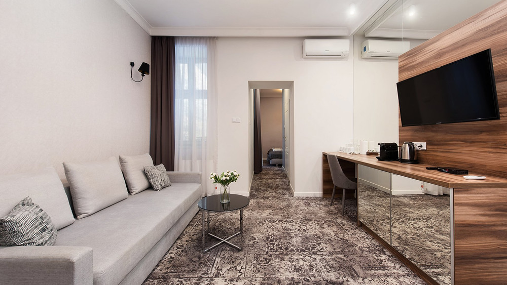 One-bedroom apt, Rakowicka 6/102 (without kitchen) preview