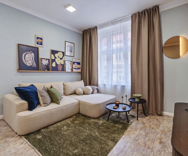 Modern Downtown 2BR Apartment Steps from Wenceslas