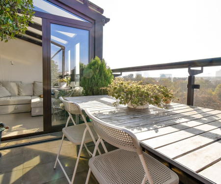 1BDR Loft with Stunning Skylight and Outdoor Space