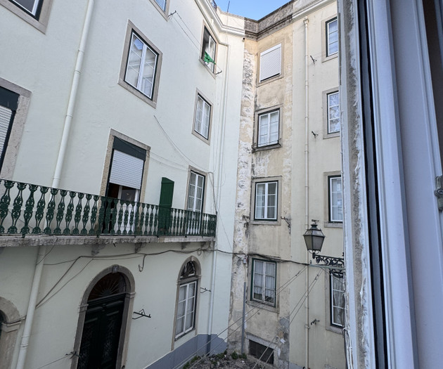 Quarto em Lisboa - 10 min da Pra. do Comércio