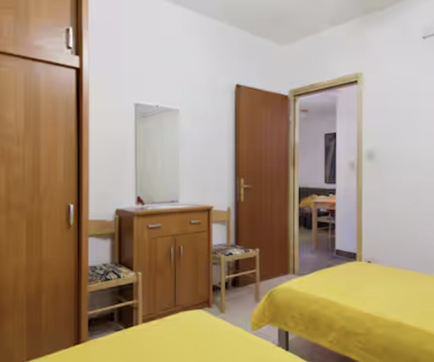 Solta beach Apartment Plaza