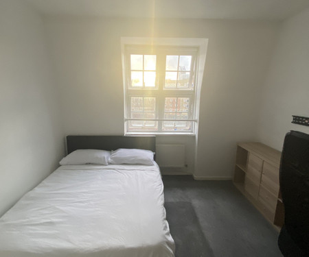 Spacious Room in Borough / London Bridge