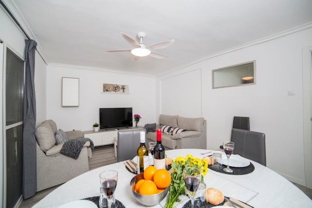 Reina Apartment preview