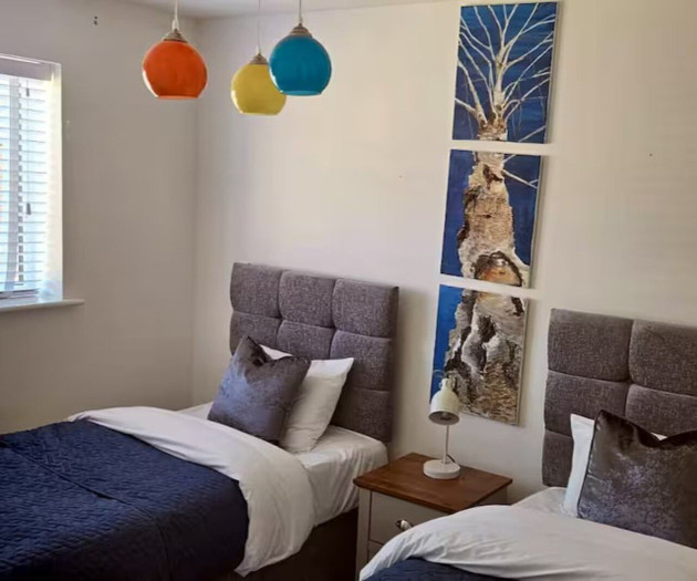 Spacious 4 Bedroom Home with Free Street Parking