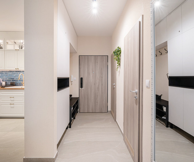 Stylish Apartment with Balcony, Garage & Cleaning