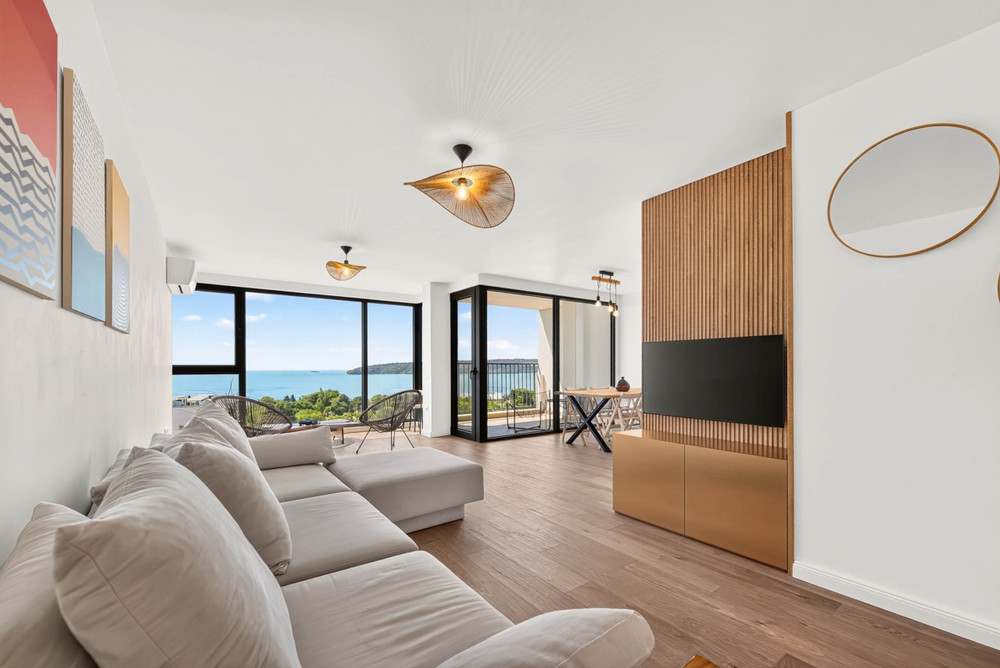 Blue Yonder Varna - Sea View Apartment preview