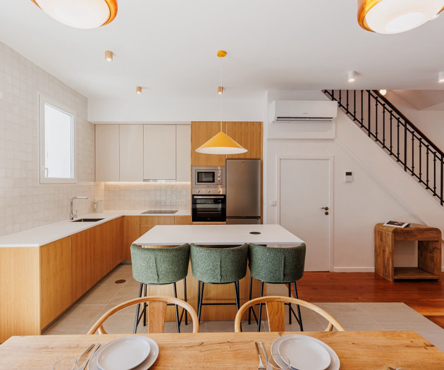 Golden Hour | Luxury T4 for Families & Groups