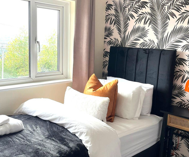 Newly Renovated 3BR House Perfect for Families
