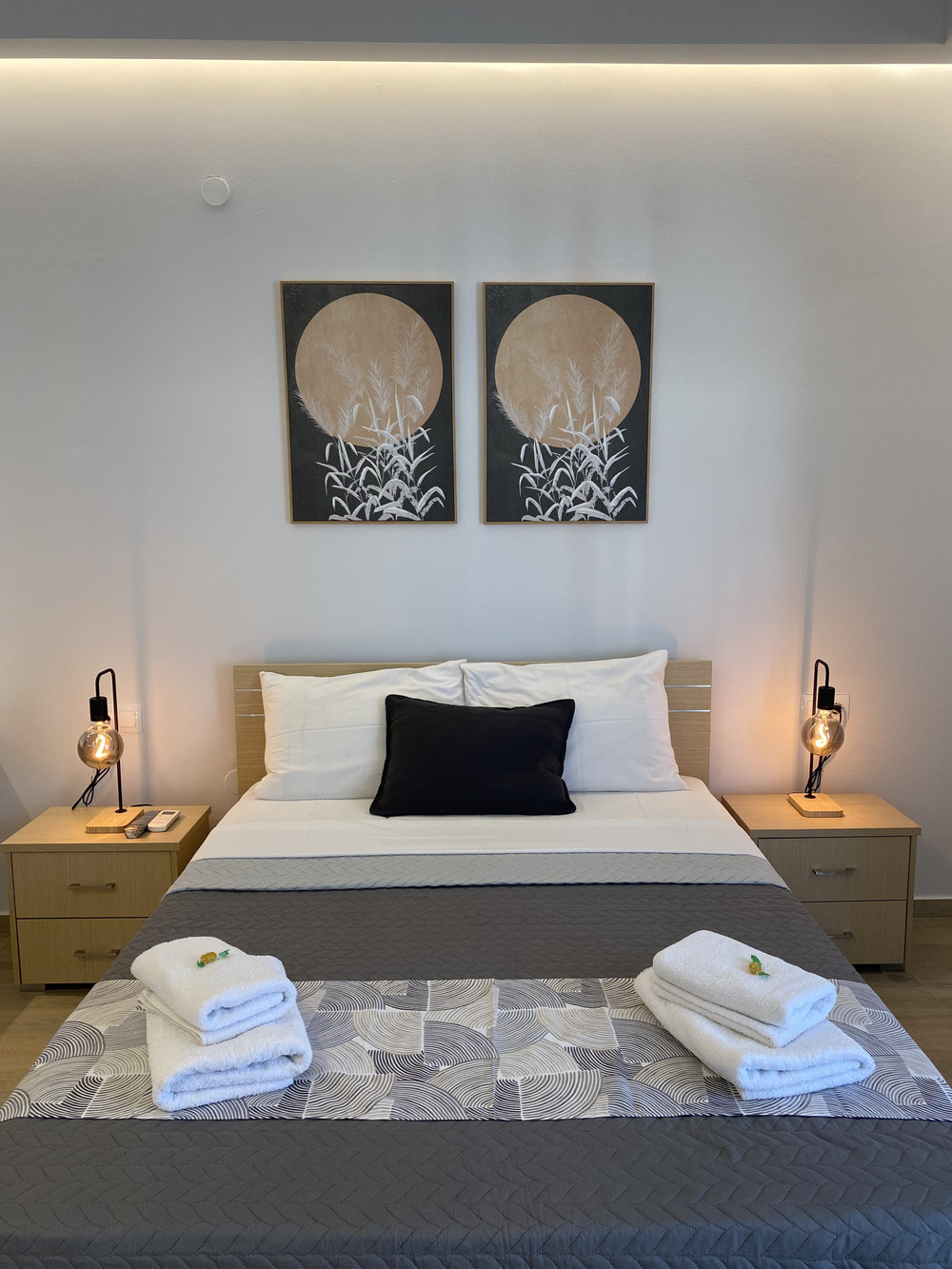 ECONOMIC STUDIOS IN CRETE B2 preview