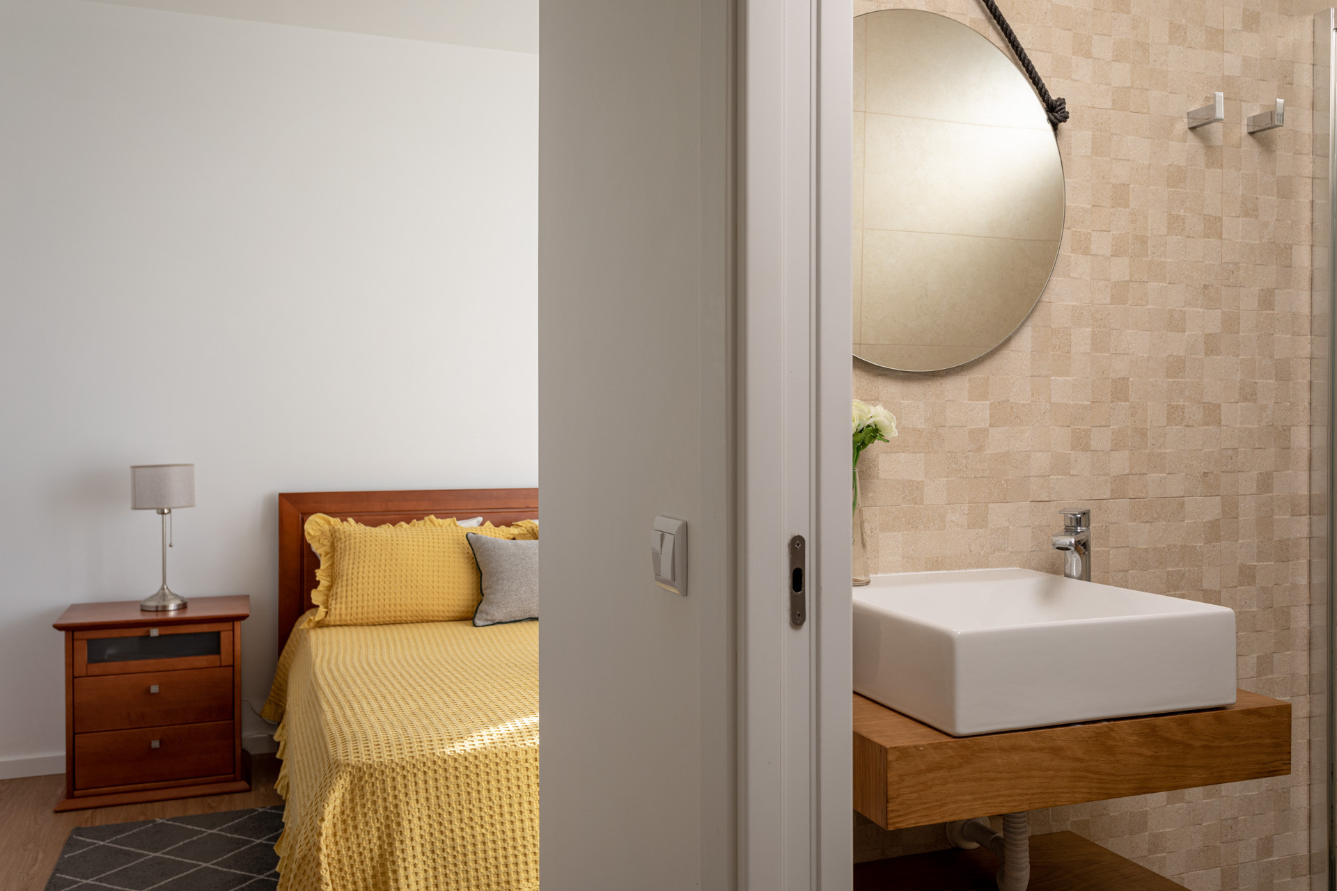 Suite with the bathroom 