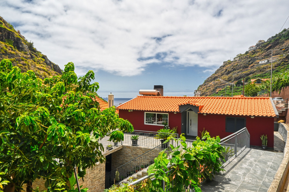 Casa da Praia, a Home in Madeira