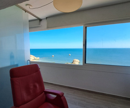 Apartamento com fantástica vista sobre o mar