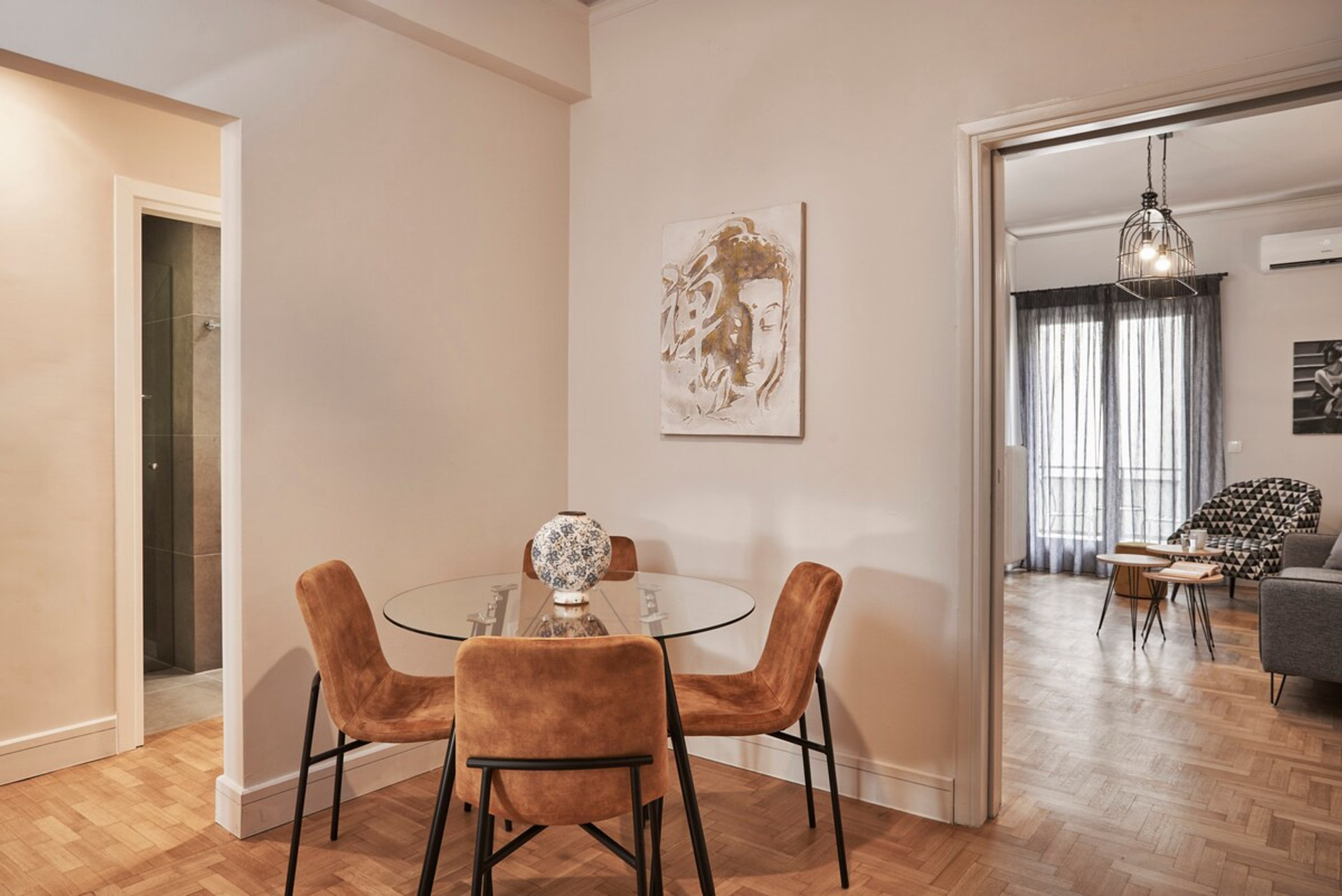 The dining table for 4 people