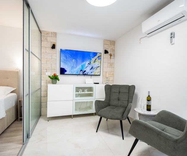 “Central, stylish, and ready for remote work.”