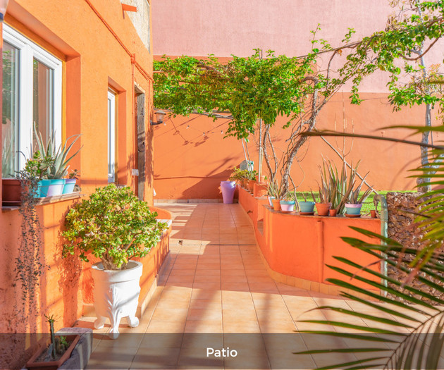 Tenerife coliving in historical house - Aloe room