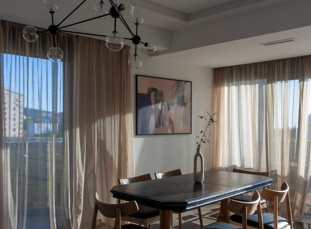 Luxurious Oasis in the Heart of the Bar preview