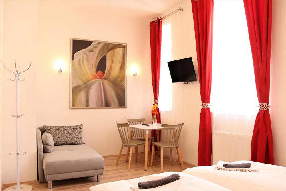 Flowers apartment 1 preview