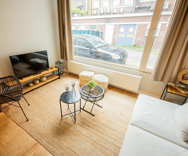 Refined Retreat 2BDR  Apartment BSH27