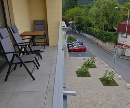 NEW 86m2, Tram17,Golf,BBQ,Garage Prague