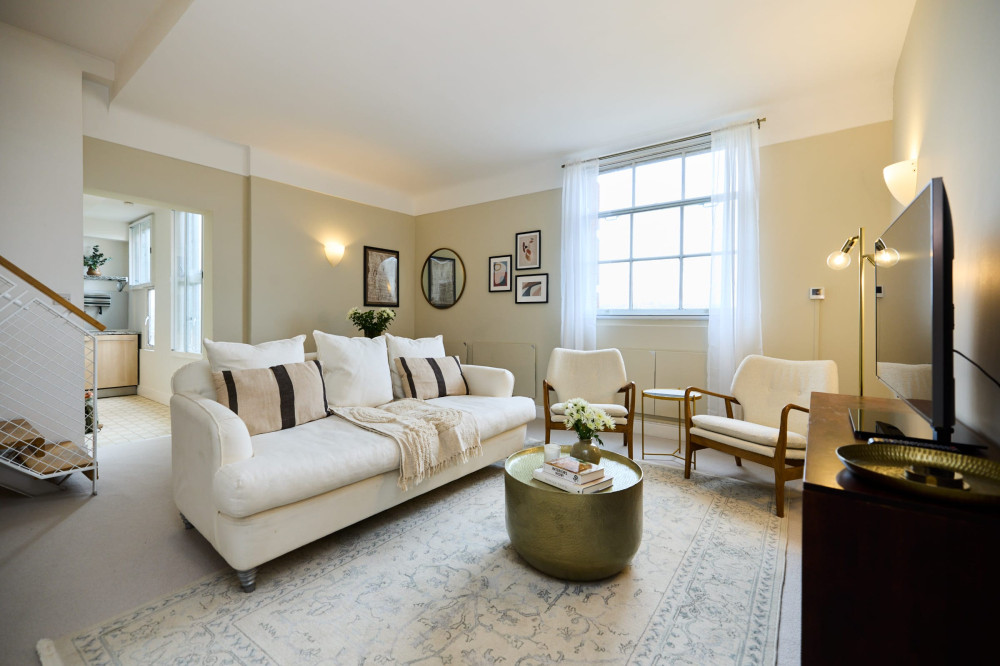  The Manor Gardens Retreat - Captivating 1BDR Flat preview