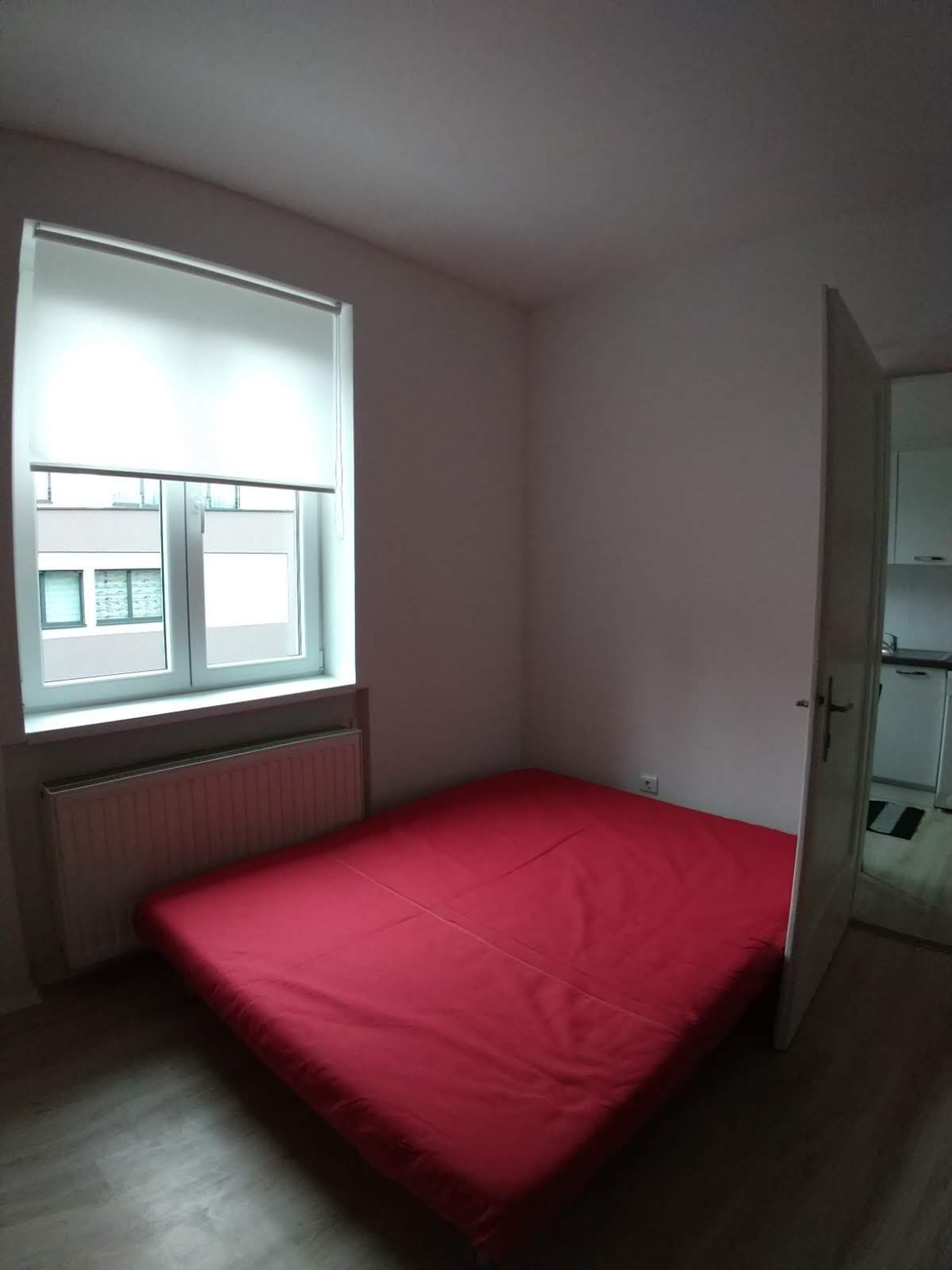 Bedroom with double bed