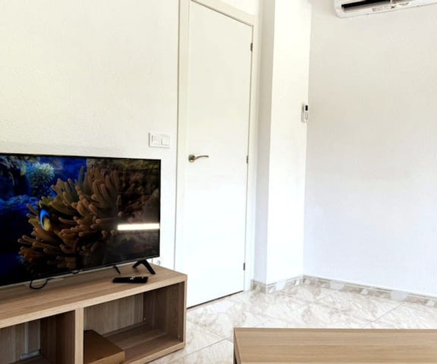 Renovated apartment, 12 minutes from the beach