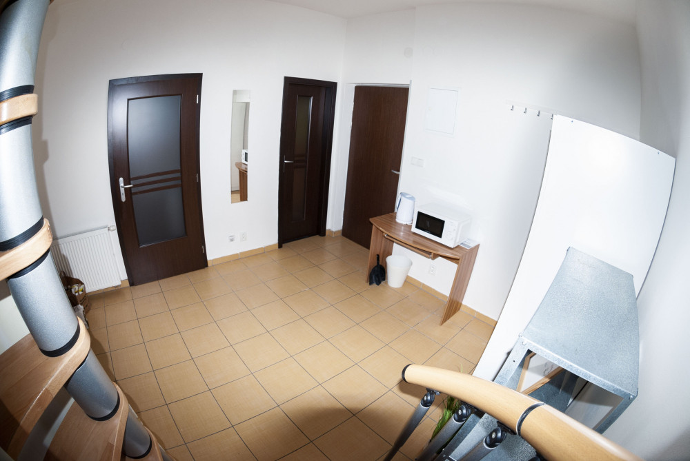 Room with private bathroom close to the centre