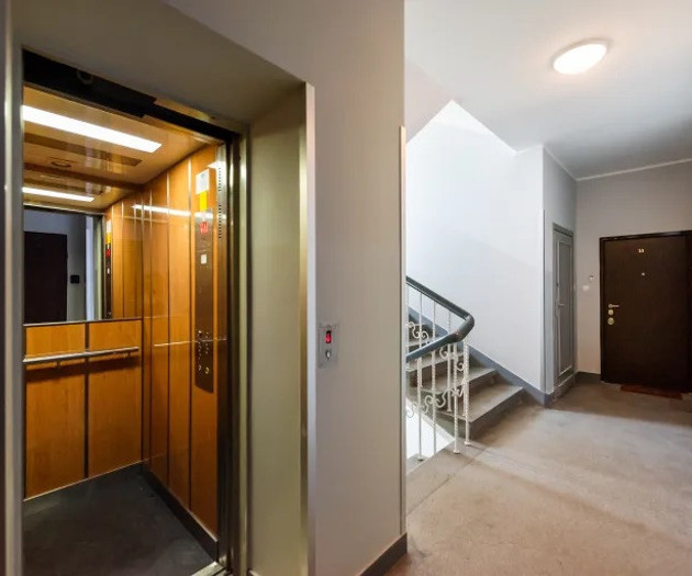 Minimalistic studio in the very heart of Warsaw