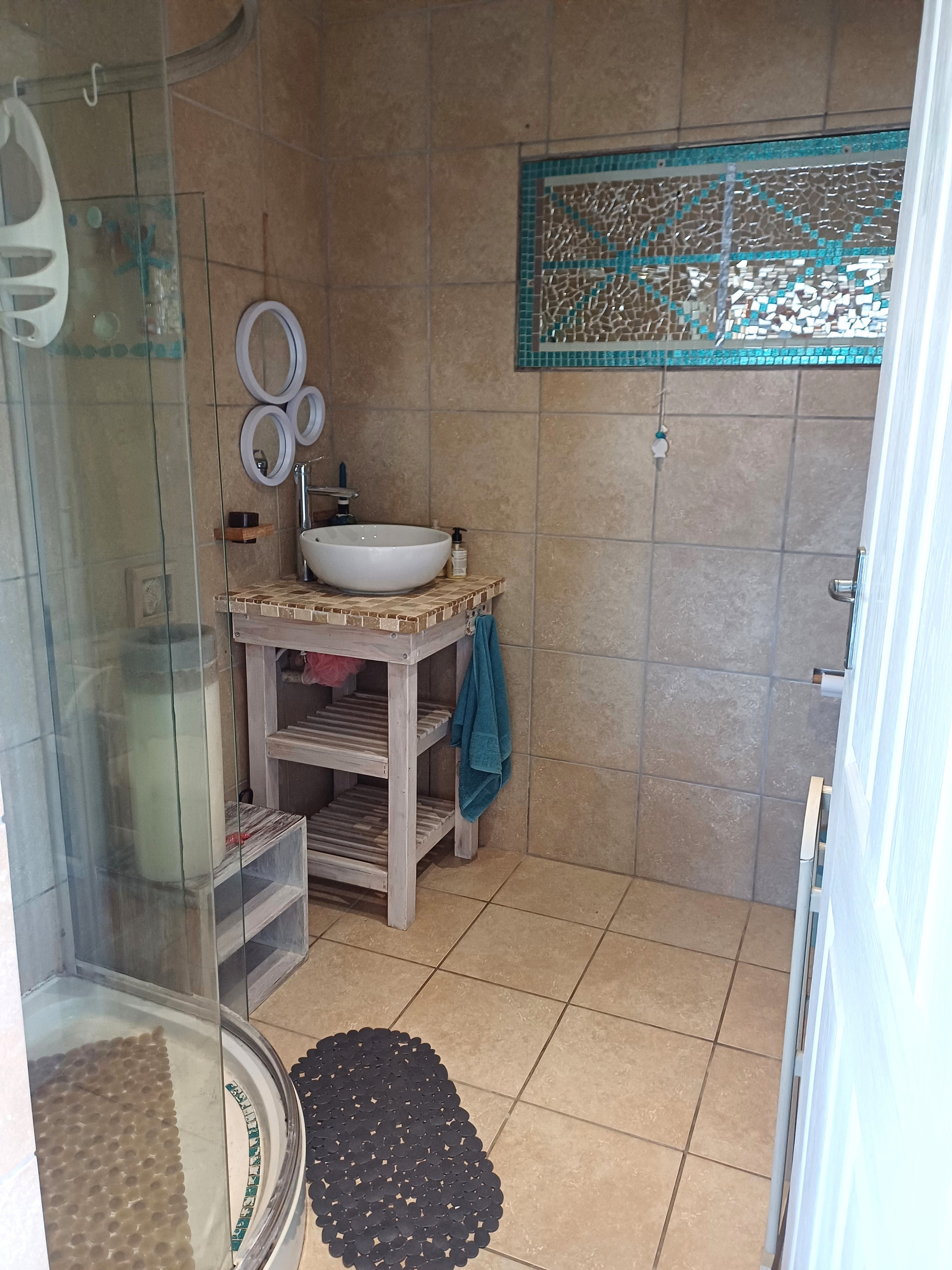 Second bathroom