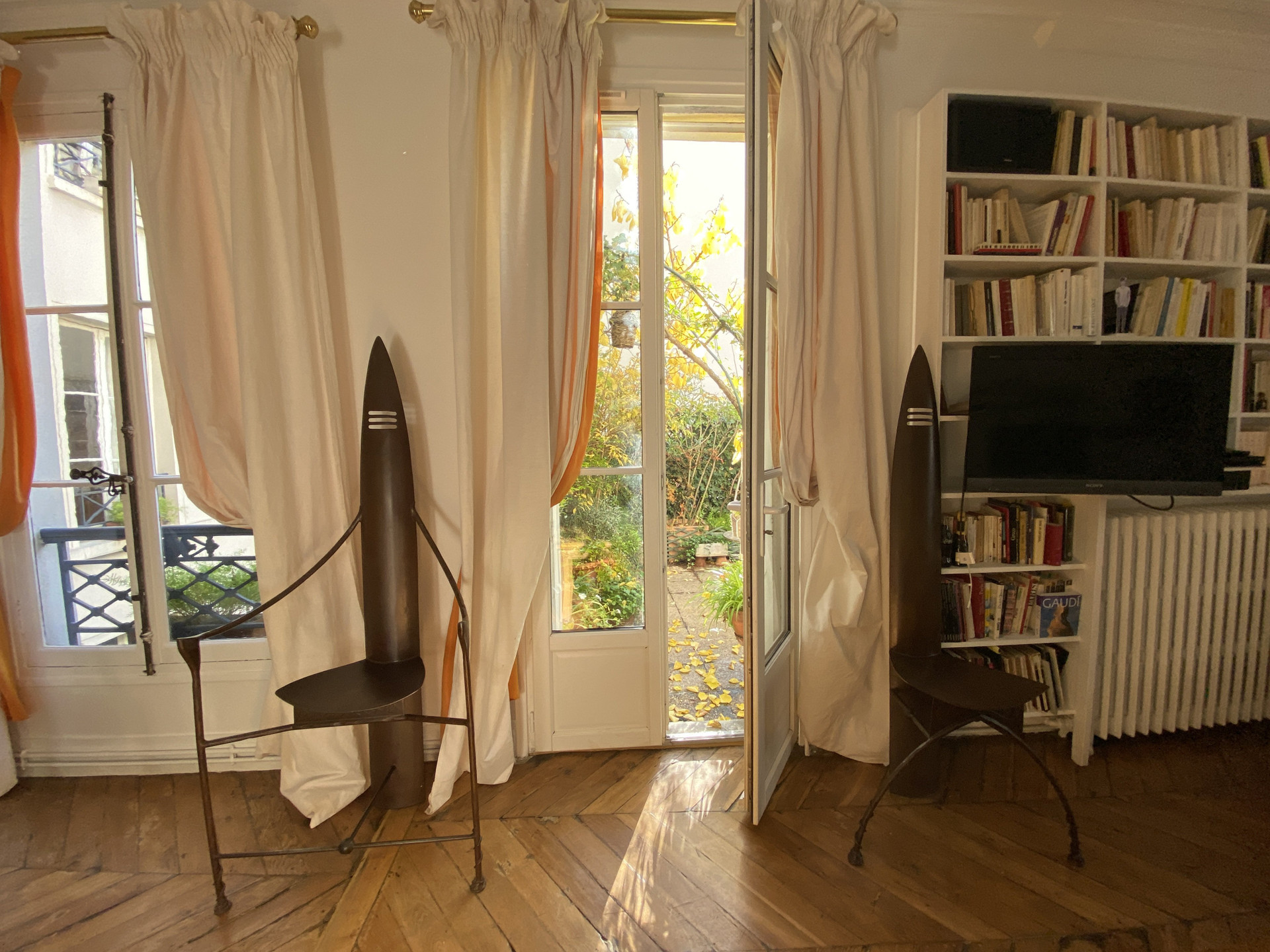 Terrace access from living room