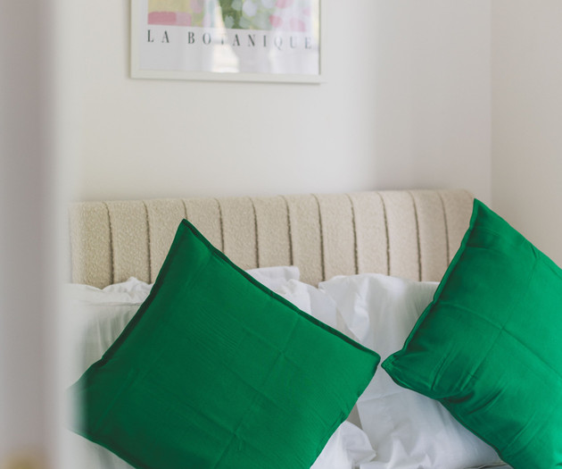 Large Studio flat - Highbury GREAT location 02
