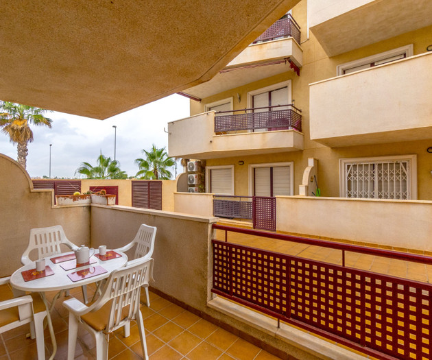 2 bedroom apartment in Cabo Roig