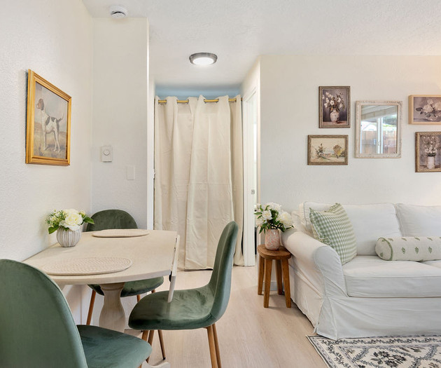 Cupcake Cottage- walkable in Portland