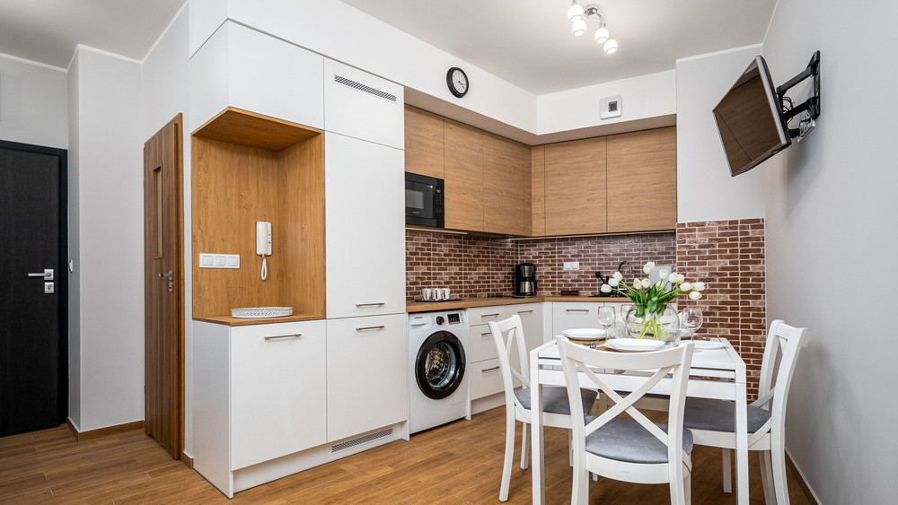 Studio apartment, Krzemieniecka 8/44 preview