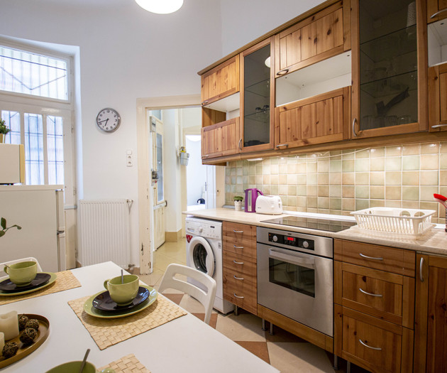 Kazinczy utca 10. no3 (cozy-bright room)