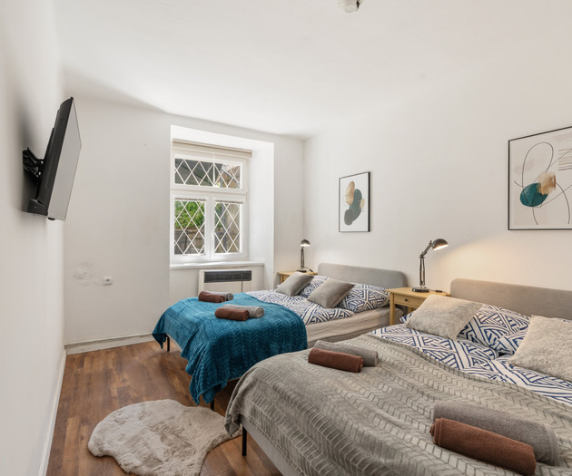 City Comfort Terrace | Stylish Central Home