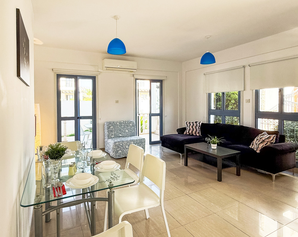 Flat 10 Mins from Beach with Shared Pool and Patio preview